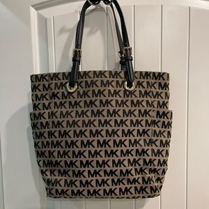 Michael Kors black and grey bag